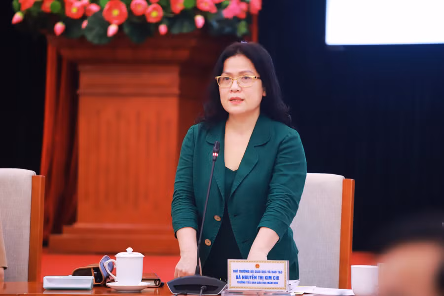 Thứ trưởng Bộ GD&ĐT Nguyễn Thị Kim Chi phát biểu tại hội thảo. Thu truong Chi.jpg